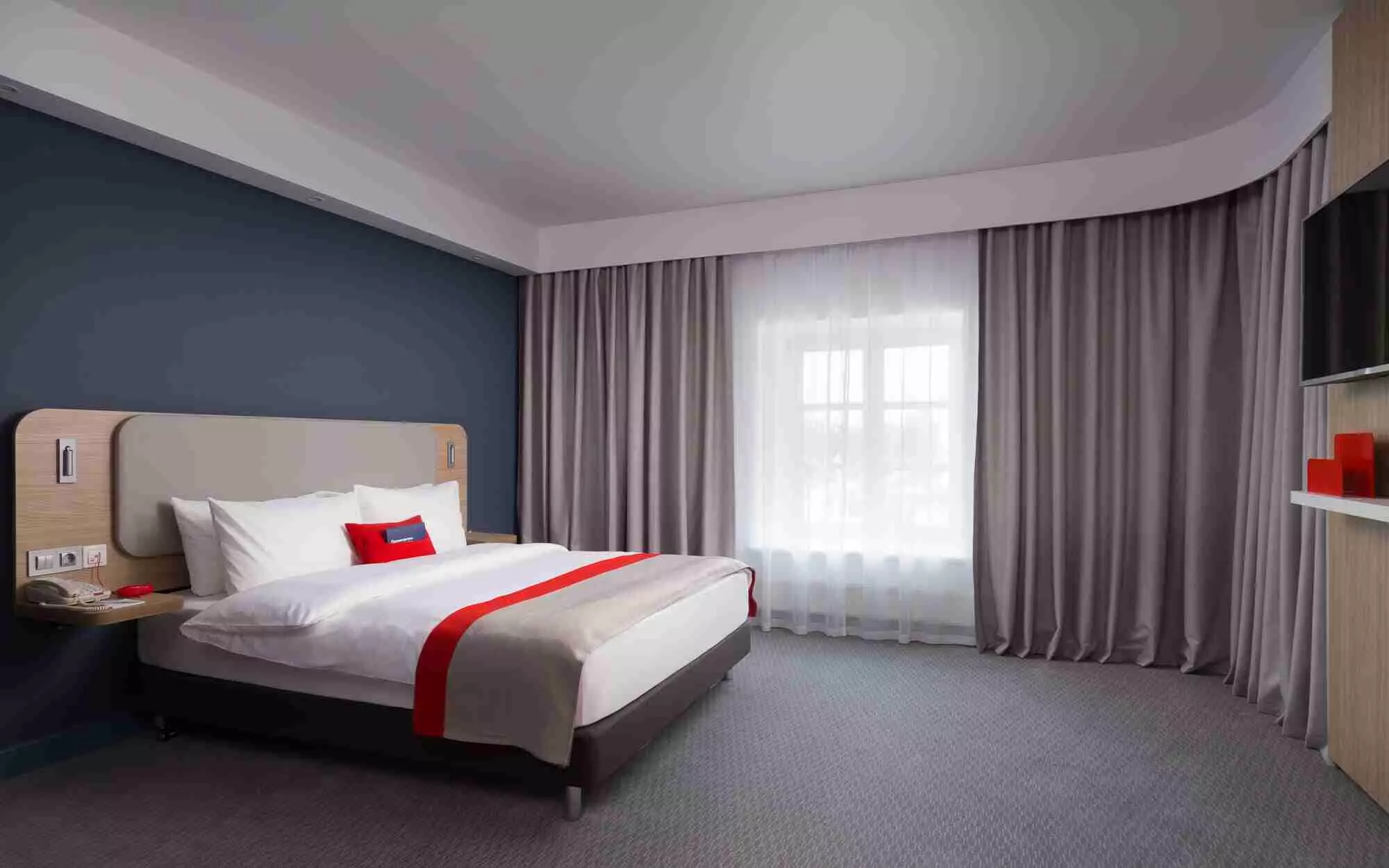 هالیدی این اکسپرس  سادووایا